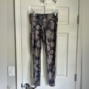 Women’s Size Small Athleta Transcend Full Length Leggings